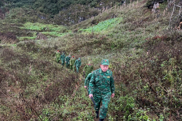Gác biên cương để mùa xuân trọn vẹn